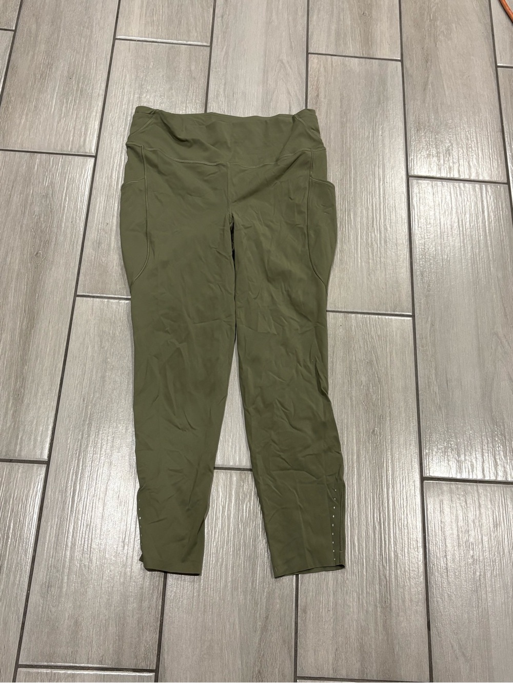 #16. Lululemon Swift Speed yoga pants 
Like new